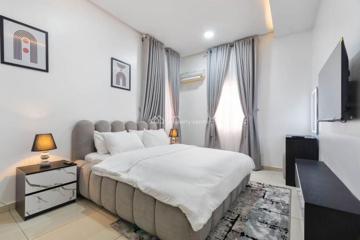 4 Bedroom Maisonette with a Swimming Pool, Snooker Board, Chess Game, Gym, Victoria Island (vi), Lagos, Flat / Apartment Short Let