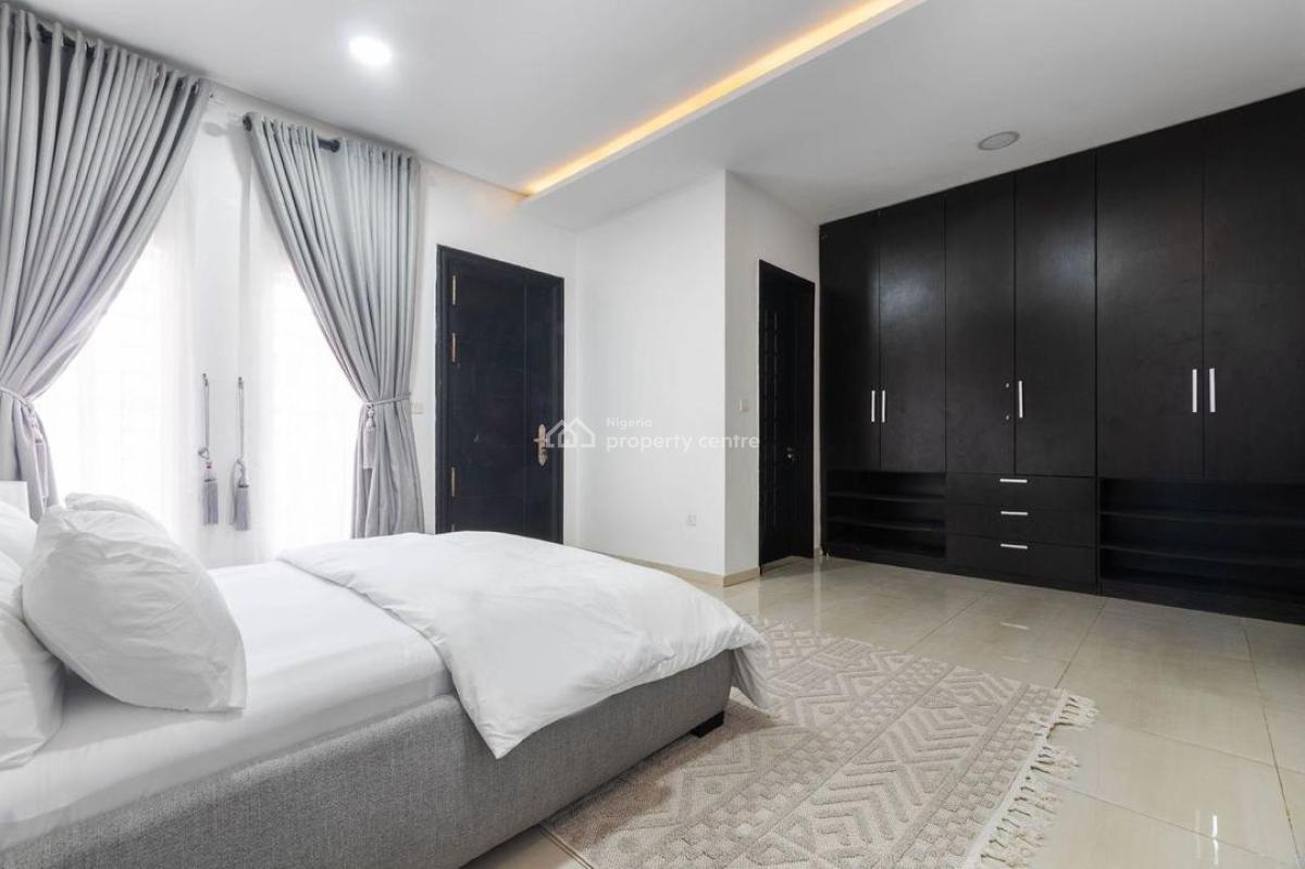 4 Bedroom Maisonette with a Swimming Pool, Snooker Board, Chess Game, Gym, Victoria Island (vi), Lagos, Flat / Apartment Short Let