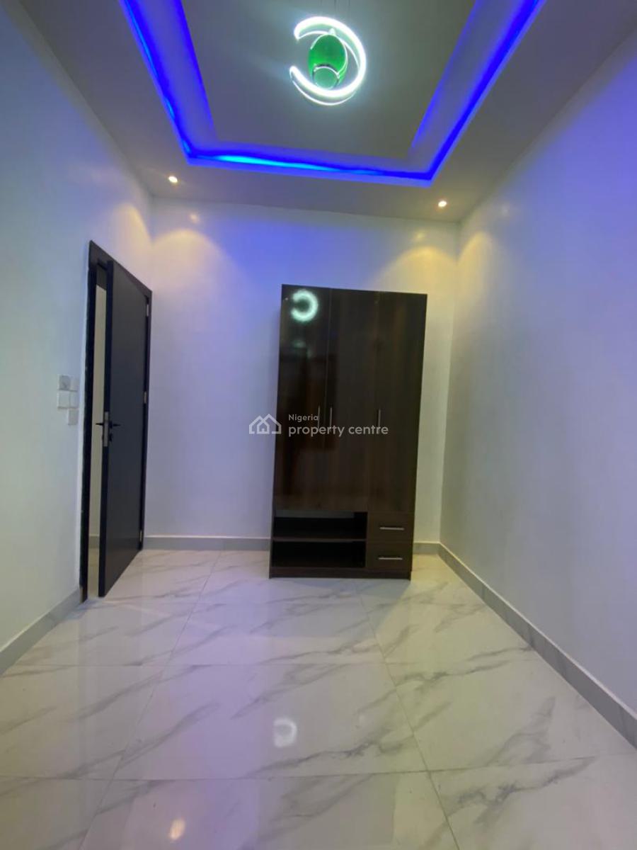 5 Bedroom Semi Detached Duplex with a Room Bq, Daffodil Estate, Lekki, Lagos, Semi-detached Duplex for Sale