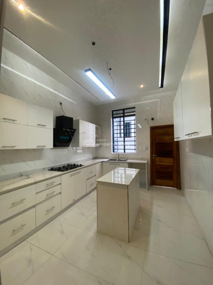 5 Bedroom Semi Detached Duplex with a Room Bq, Daffodil Estate, Lekki, Lagos, Semi-detached Duplex for Sale