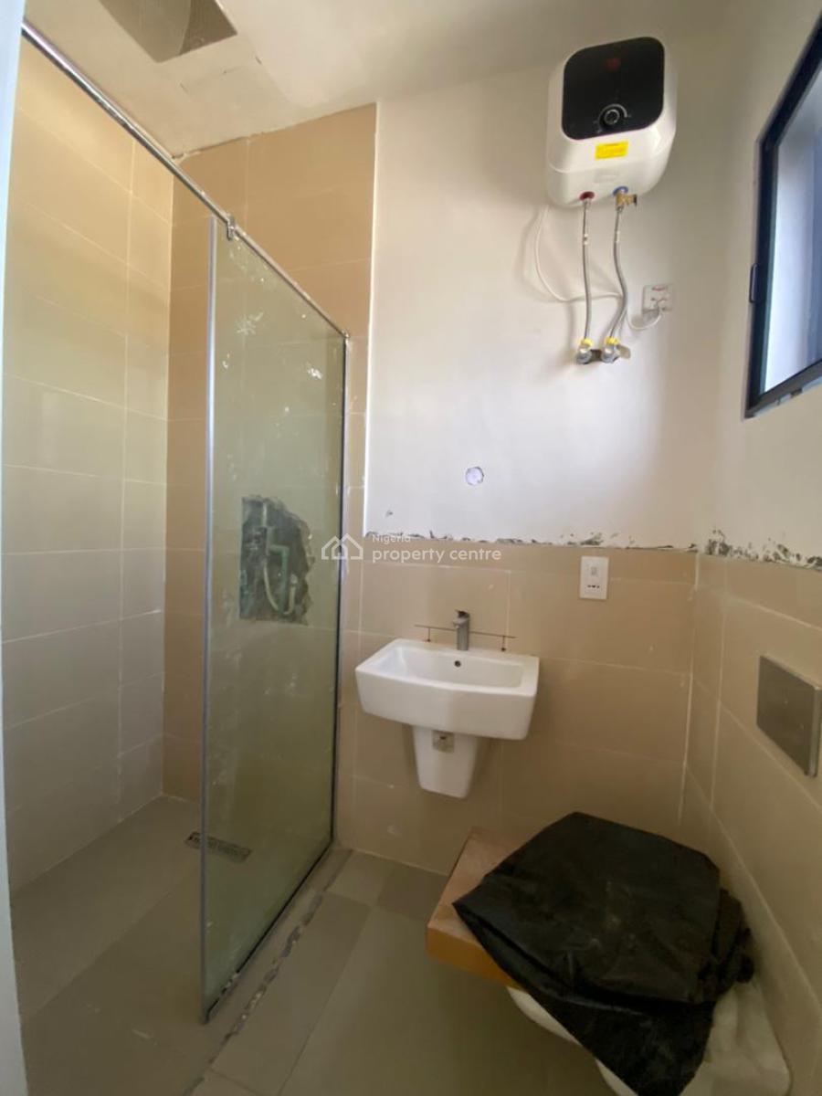 Luxurious 3 Bedroom Apartment with Pool Elevator Gym., Lekki Phase 1, Lekki Phase 1, Lekki, Lagos, Flat / Apartment for Sale