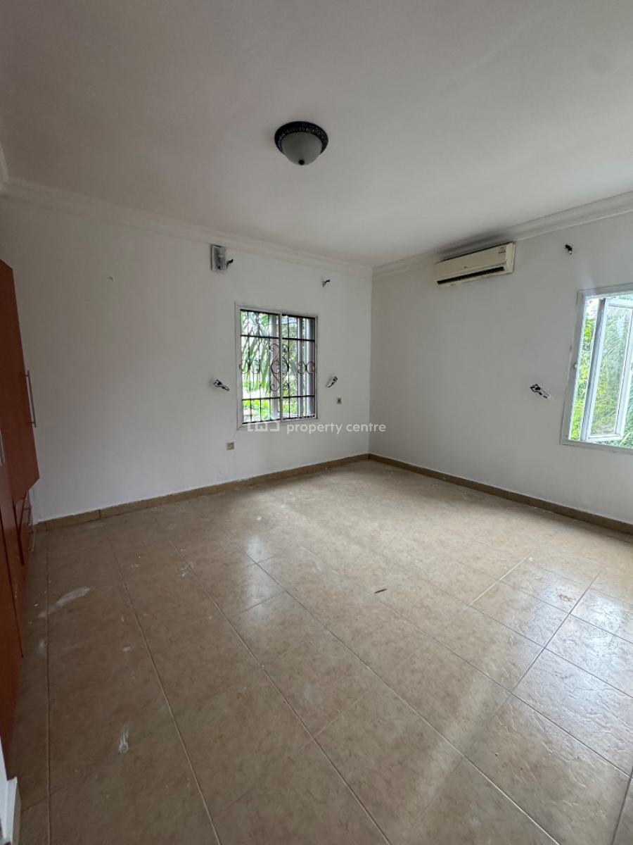 Spacious 1 Bedroom Self Contain Only to Share Kitchen, Opposite Emerald Estate, Mobil Road Estate, Ilaje Ajah Lagos, Ilaje, Ajah, Lagos, Self Contain (single Rooms) for Rent