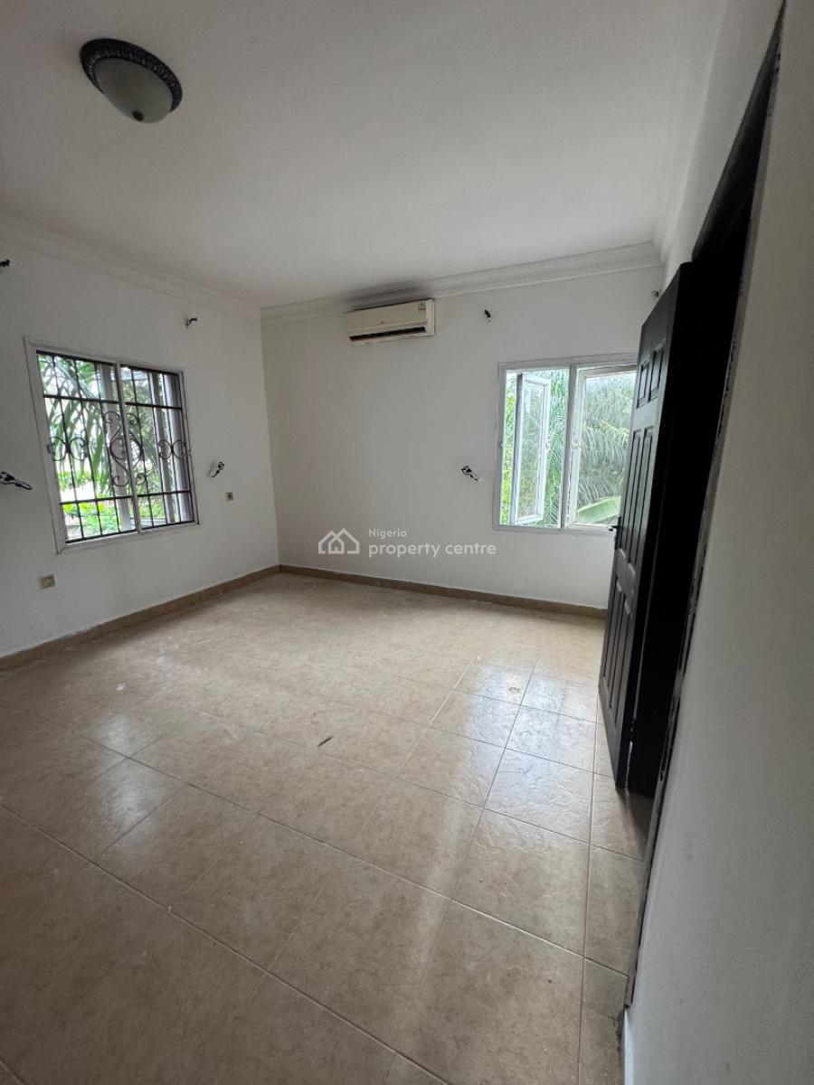 Spacious 1 Bedroom Self Contain Only to Share Kitchen, Opposite Emerald Estate, Mobil Road Estate, Ilaje Ajah Lagos, Ilaje, Ajah, Lagos, Self Contain (single Rooms) for Rent