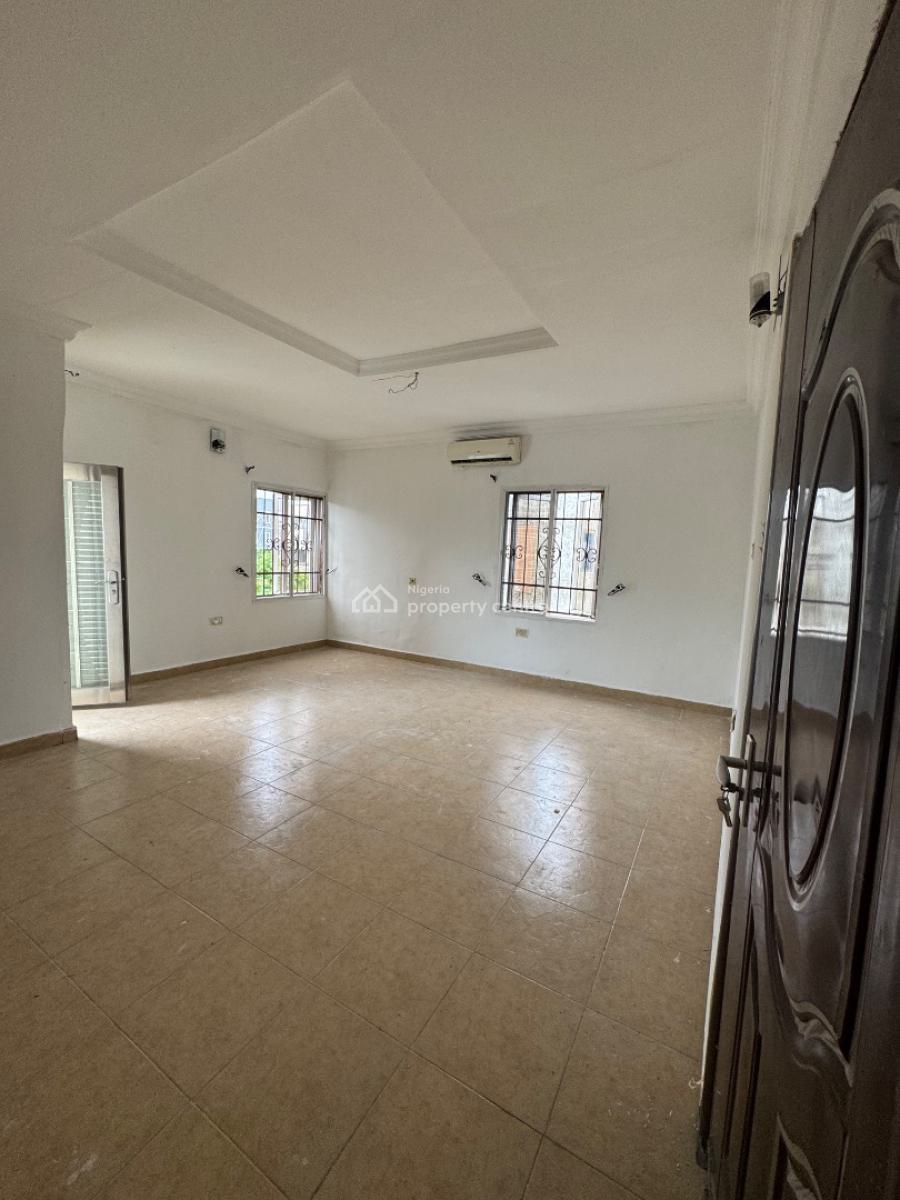 Spacious Master Bedroom with Balcony to Share Kitchen Only, Opposite Emerald Estate, Mobil Road Ilaje Ajah Lagos, Ilaje, Ajah, Lagos, Self Contain (single Rooms) for Rent