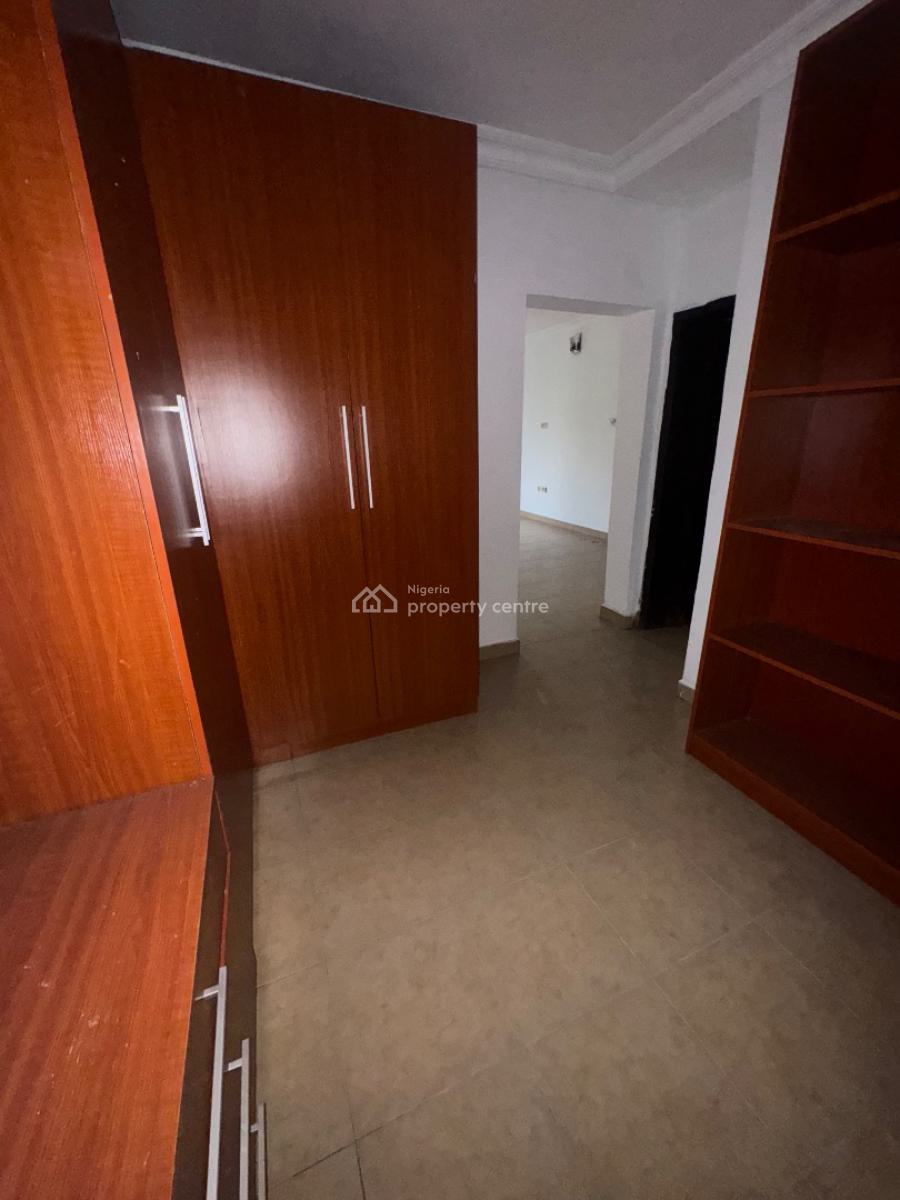 Spacious Master Bedroom with Balcony to Share Kitchen Only, Opposite Emerald Estate, Mobil Road Ilaje Ajah Lagos, Ilaje, Ajah, Lagos, Self Contain (single Rooms) for Rent