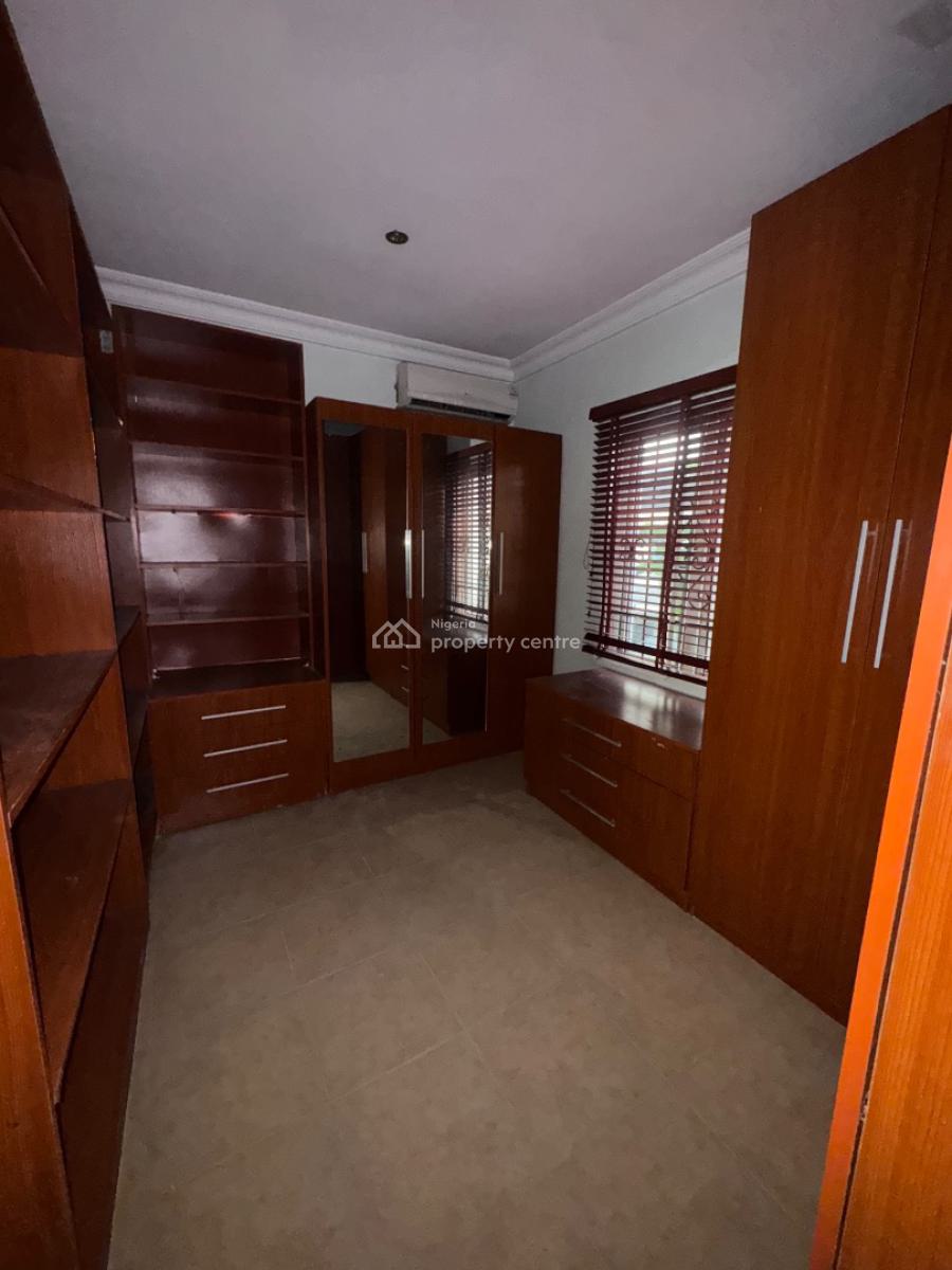 Spacious Master Bedroom with Balcony to Share Kitchen Only, Opposite Emerald Estate, Mobil Road Ilaje Ajah Lagos, Ilaje, Ajah, Lagos, Self Contain (single Rooms) for Rent