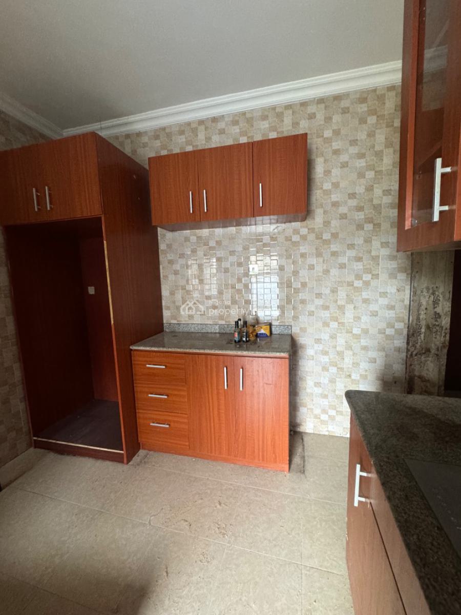 Spacious Master Bedroom with Balcony to Share Kitchen Only, Opposite Emerald Estate, Mobil Road Ilaje Ajah Lagos, Ilaje, Ajah, Lagos, Self Contain (single Rooms) for Rent