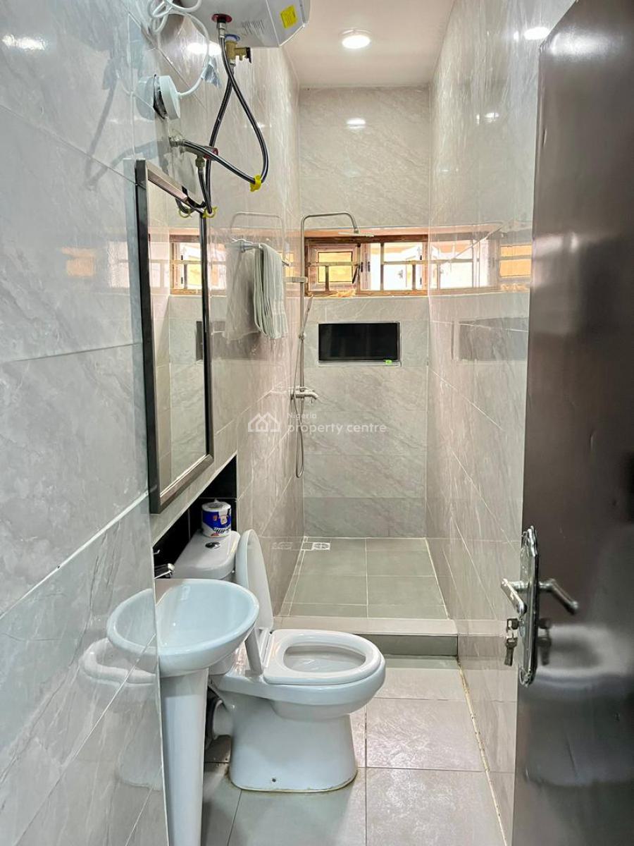 Hoolio_apartment Ibeto Italy One Bedroom Apartment, Tunde Ogbeha Street, Gudu, Abuja, Flat / Apartment Short Let