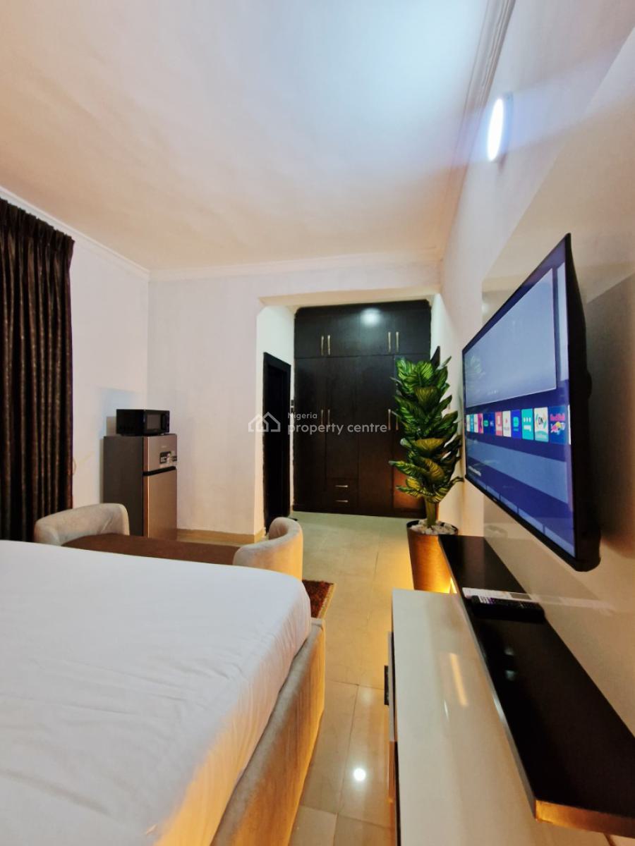 Hoolio_apartment Garki (samthia) - 402 One Room Apartment, Ogbomoso Street, Garki, Abuja, Flat / Apartment Short Let