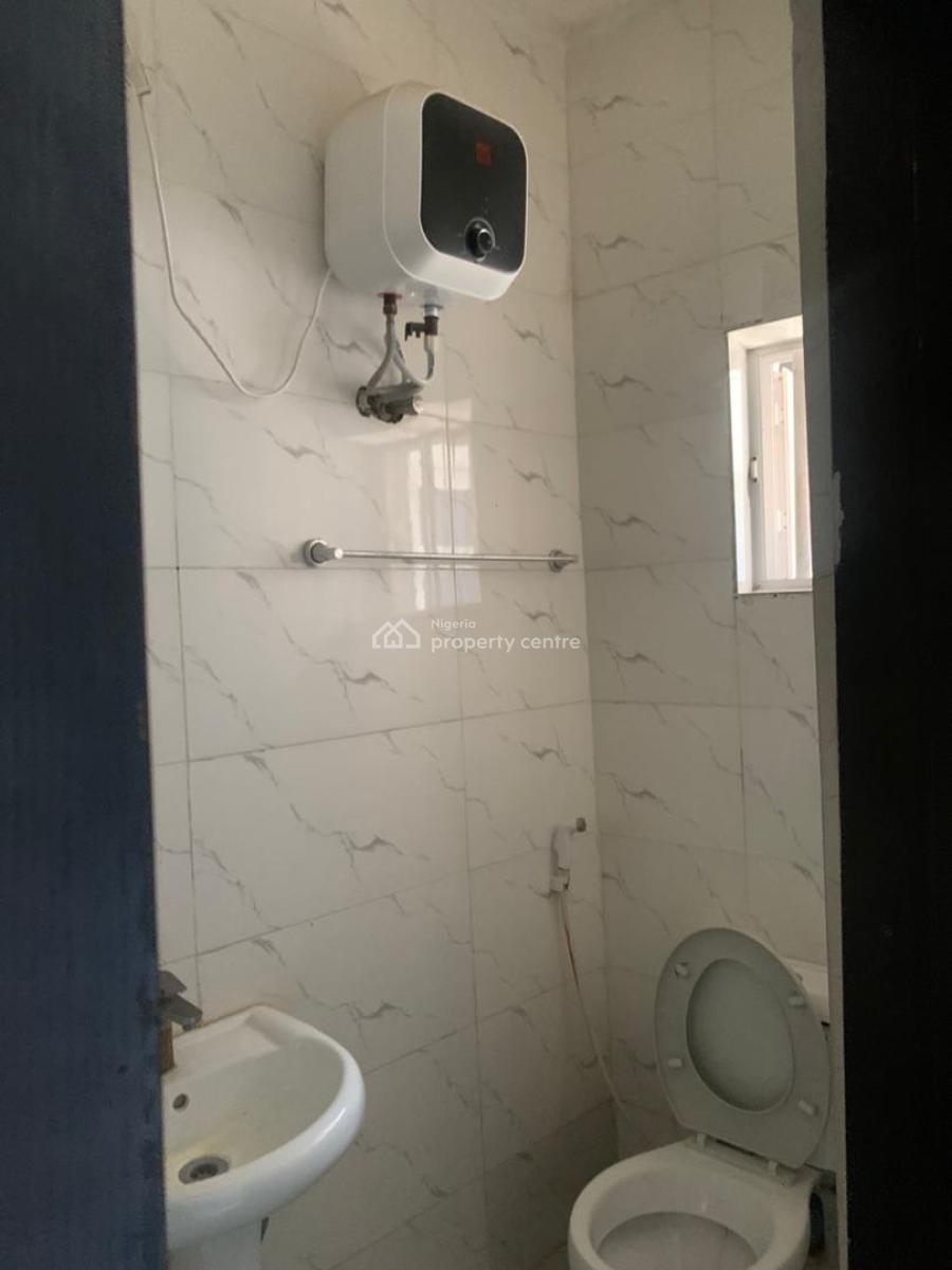 Luxury and Neat 2 Bed Apartment in a Good Location, Sangotedo, Sangotedo, Ajah, Lagos, Flat / Apartment for Rent