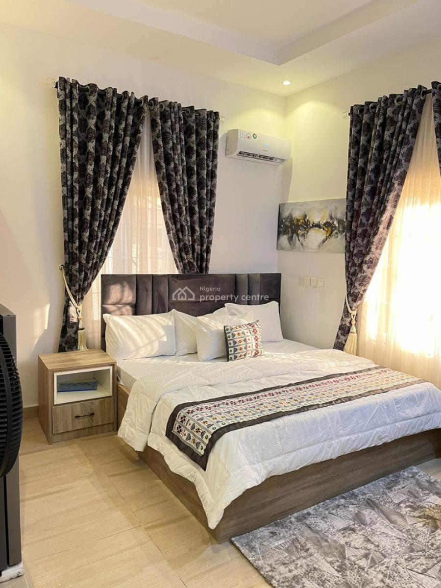 One Room Apartment, Yemi-esan Crescent, Jahi, Abuja, Flat / Apartment Short Let