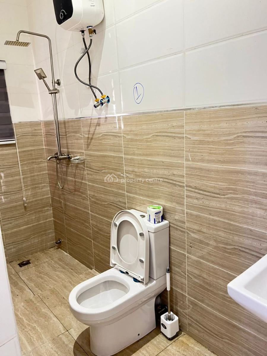 One Room Apartment, Yemi-esan Crescent, Jahi, Abuja, Flat / Apartment Short Let