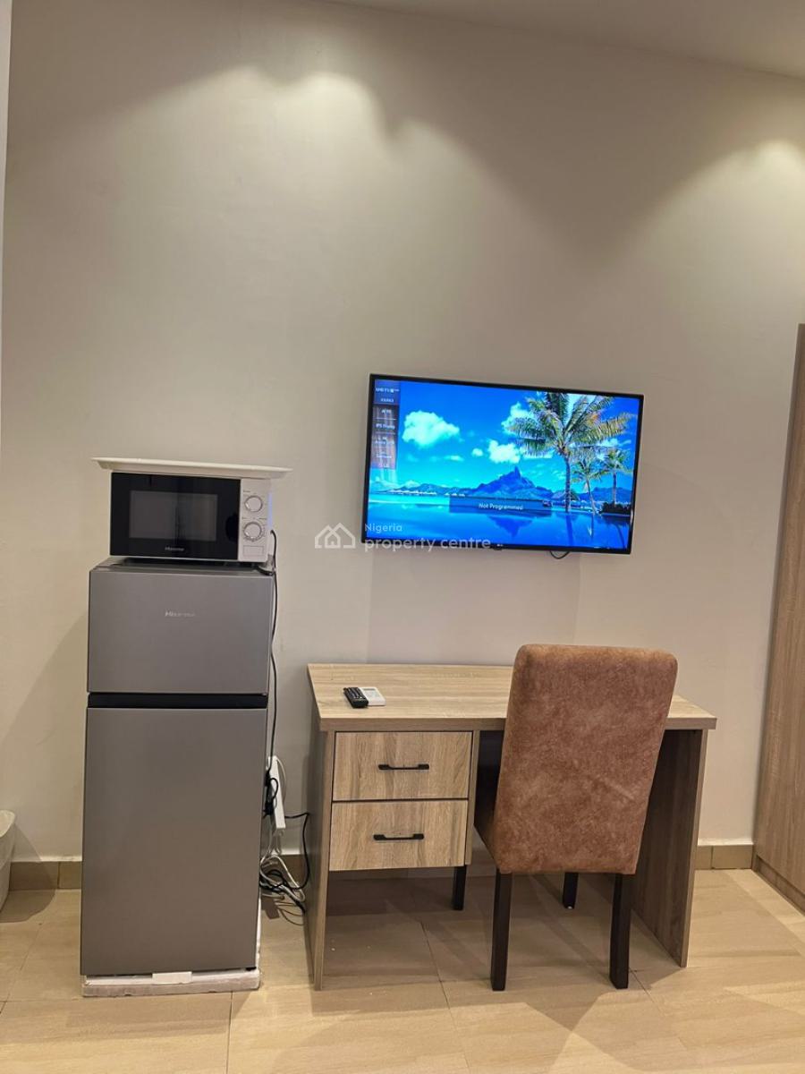 One Room Apartment, Yemi-esan Crescent, Jahi, Abuja, Flat / Apartment Short Let