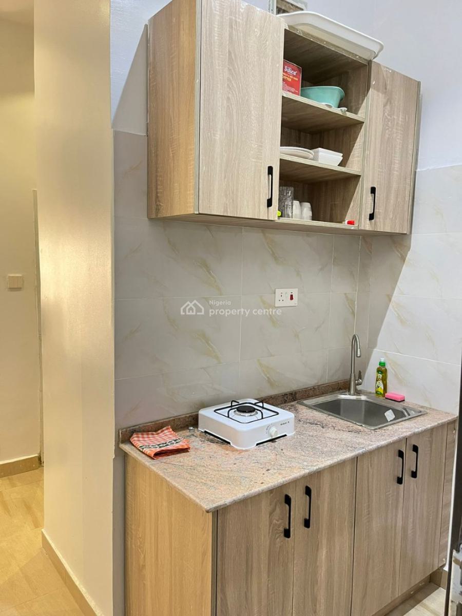 One Room Apartment, Yemi-esan Crescent, Jahi, Abuja, Flat / Apartment Short Let