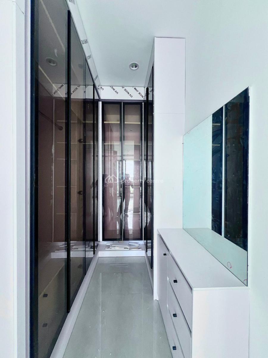 Luxury 3-bedroom Apartment + Bq, Lekki Phase 1, Lekki, Lagos, Flat / Apartment for Rent