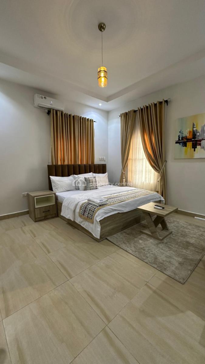 One Room Apartment, Yemi-esan Crescent, Jahi, Abuja, Flat / Apartment Short Let