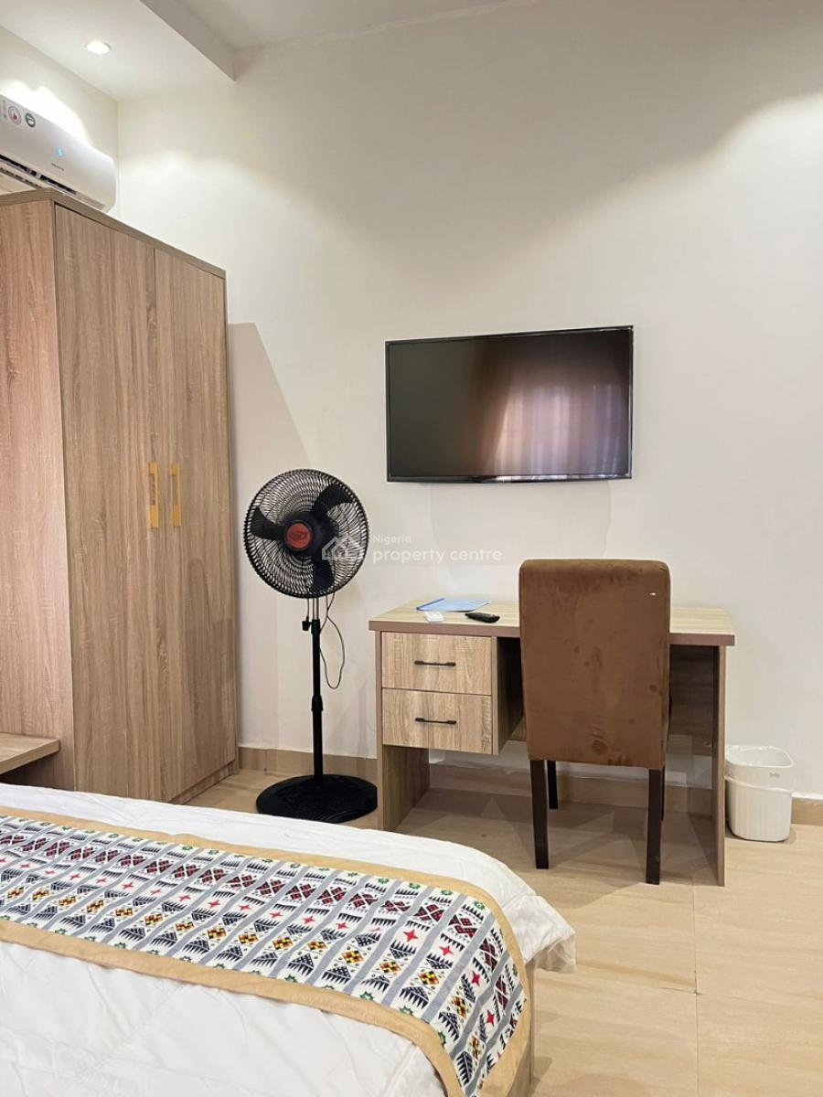 One Room Apartment, Yemi-esan Crescent, Jahi, Abuja, Flat / Apartment Short Let