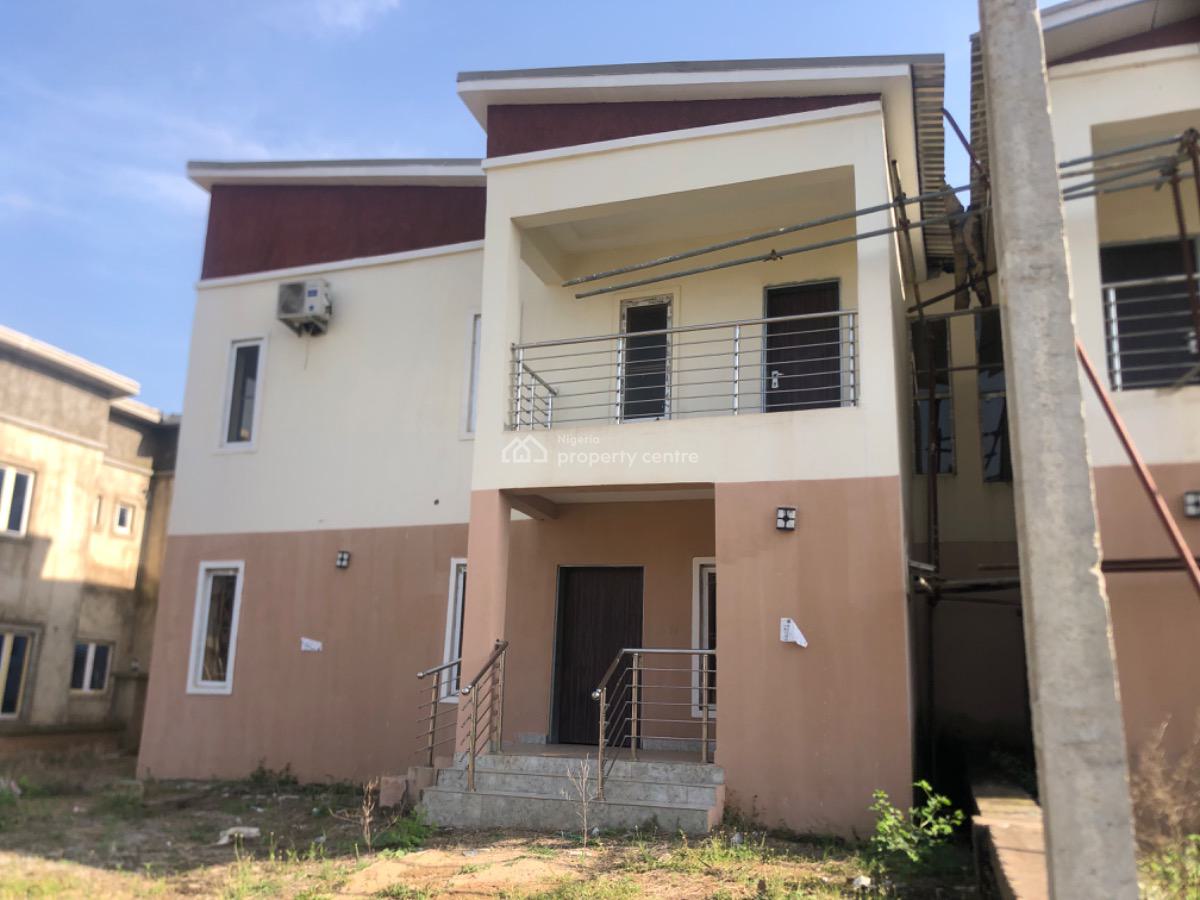 Well Furnished 3 Bedroom Terrace Duplex with Bq, Kiami, Lugbe District, Abuja, Terraced Duplex for Sale