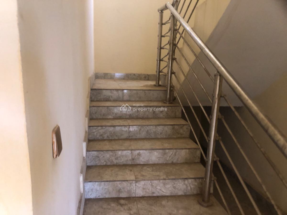 Well Furnished 3 Bedroom Terrace Duplex with Bq, Kiami, Lugbe District, Abuja, Terraced Duplex for Sale