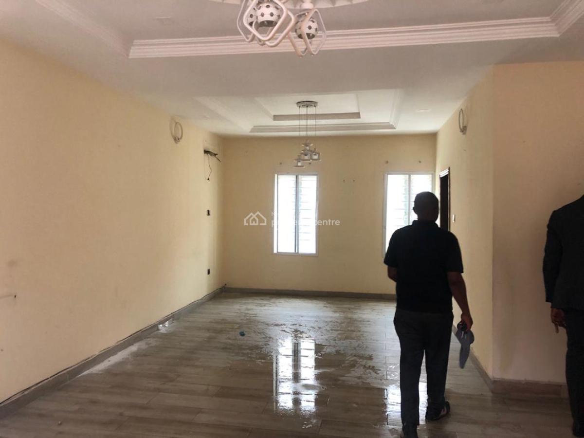 Vacant 3 Bedroom Flat, Off Queens Drive, Old Ikoyi, Ikoyi, Lagos, Flat / Apartment for Sale