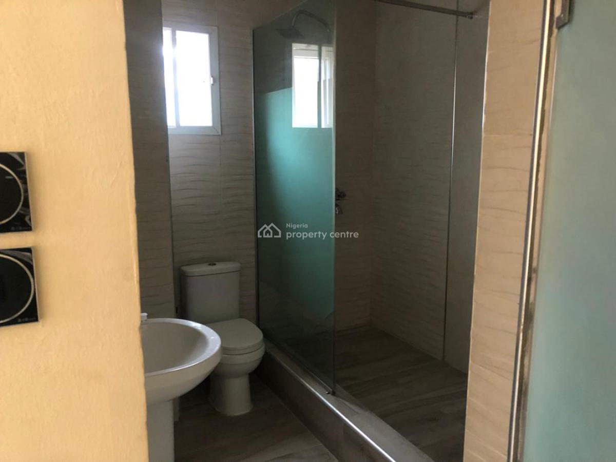 Vacant 3 Bedroom Flat, Off Queens Drive, Old Ikoyi, Ikoyi, Lagos, Flat / Apartment for Sale