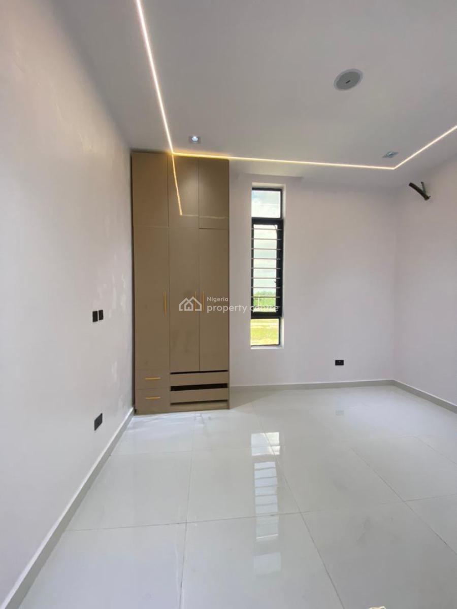 5 Bedroom Fully Detached Duplex with Bq, Swimming Pool, Conservation Road, Lekki, Lagos, Detached Duplex for Sale