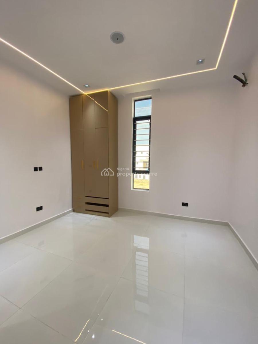 5 Bedroom Fully Detached Duplex with Bq, Swimming Pool, Conservation Road, Lekki, Lagos, Detached Duplex for Sale