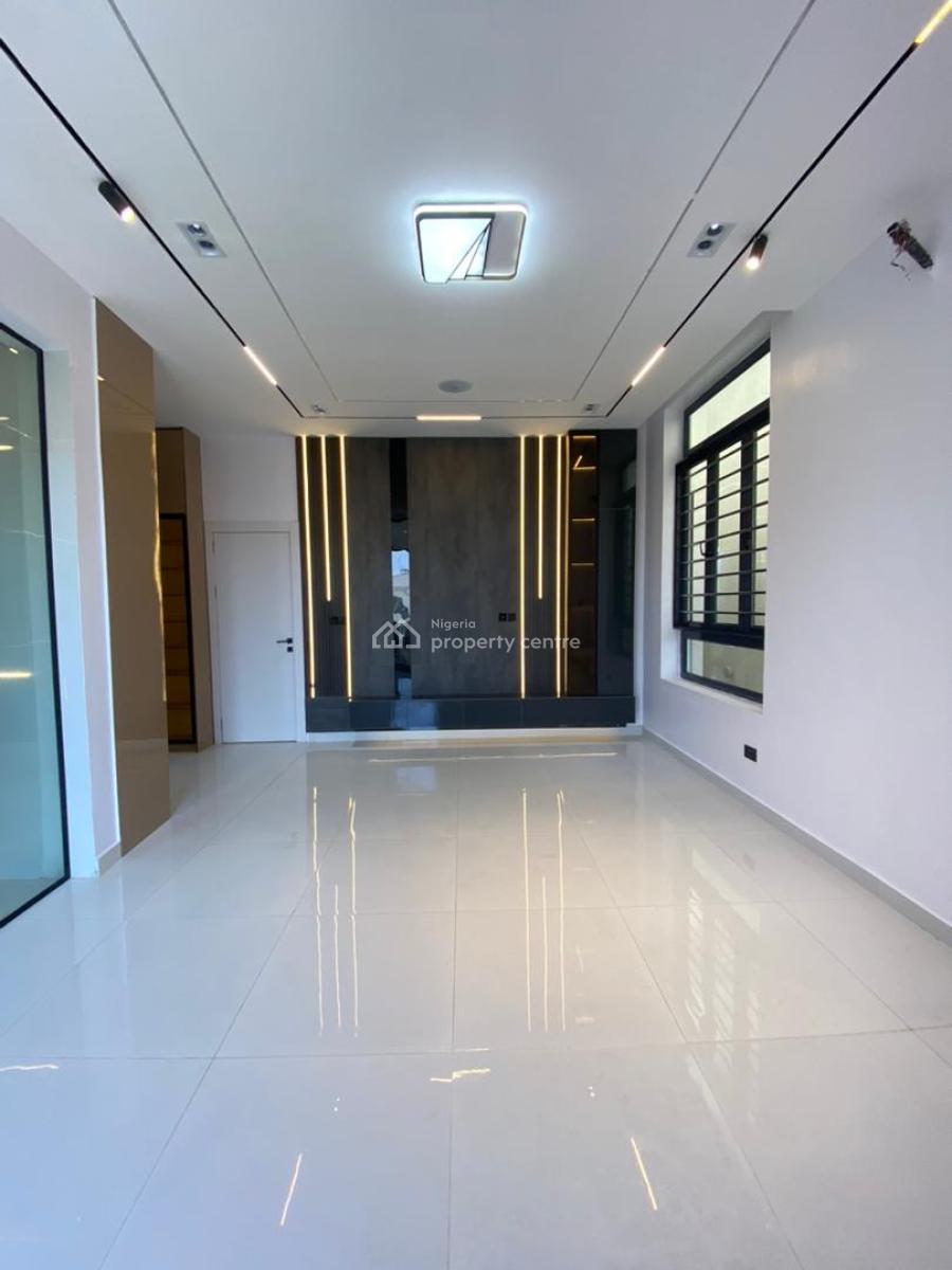 5 Bedroom Fully Detached Duplex with Bq, Swimming Pool, Conservation Road, Lekki, Lagos, Detached Duplex for Sale