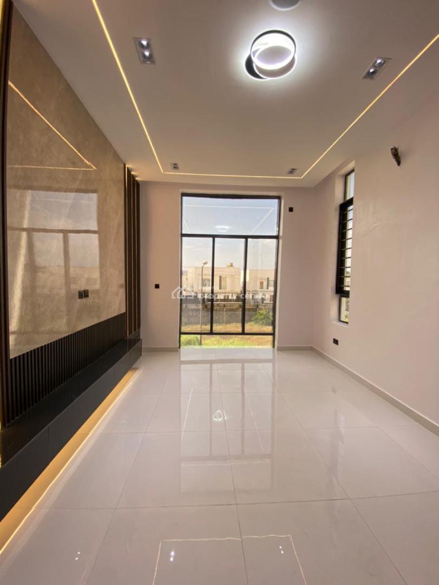 5 Bedroom Fully Detached Duplex with Bq, Swimming Pool, Conservation Road, Lekki, Lagos, Detached Duplex for Sale