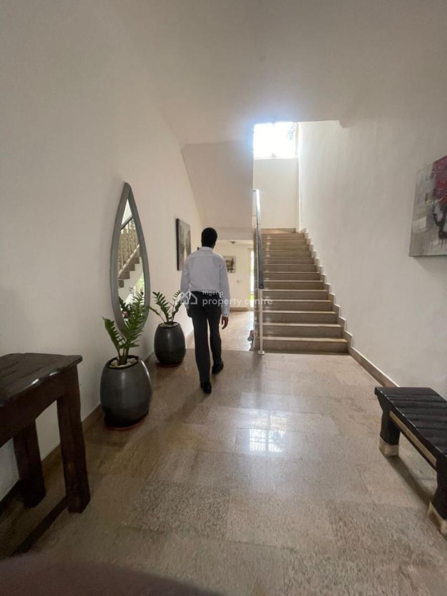 Top Notch 3-bedroom Maisonette with a Room Service Quarters, Off Queens Drive, Ikoyi, Lagos, Flat / Apartment for Rent
