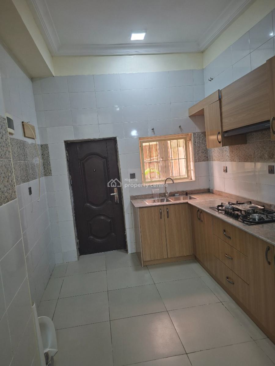 4 Bedroom Exclusive Terrace Duplex with Bq, Silas Ilo Close, Guzape District, Abuja, Terraced Duplex for Rent