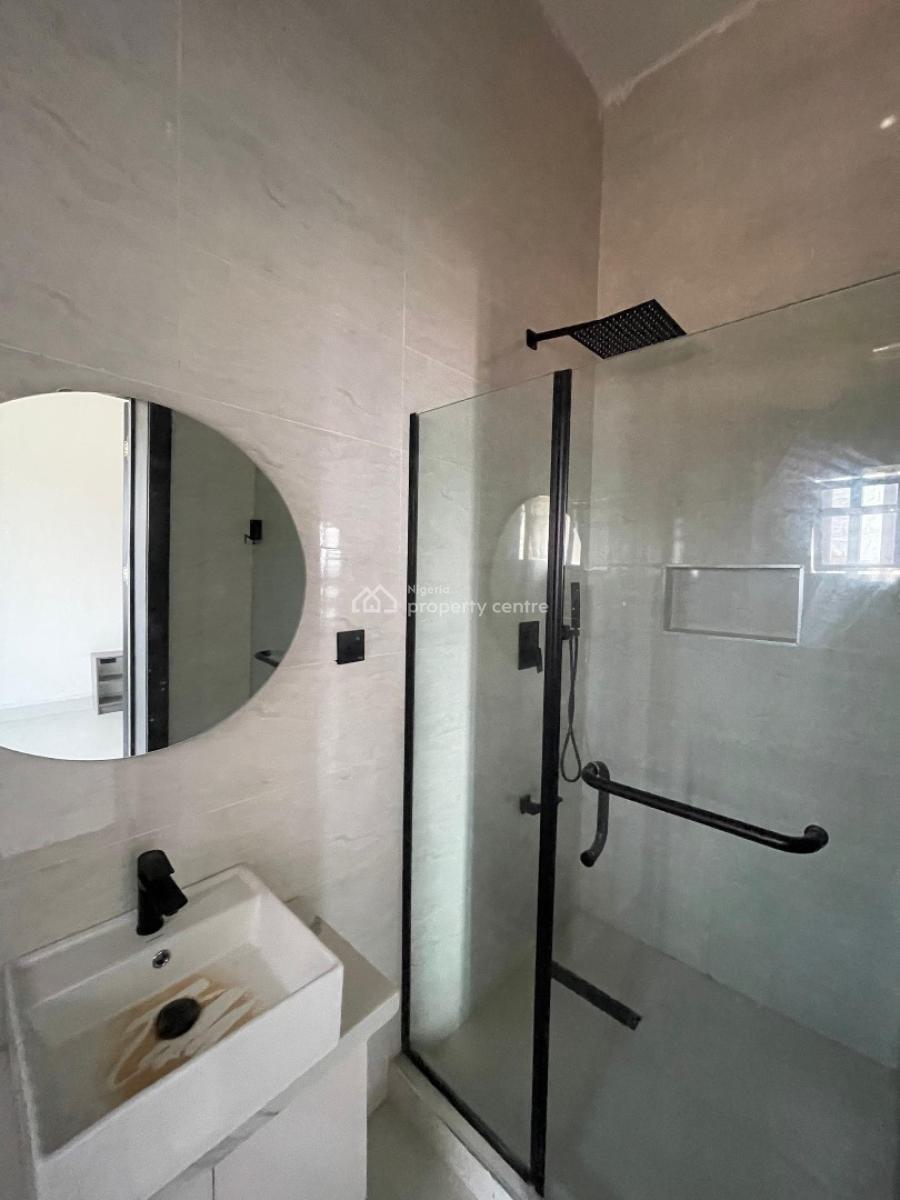 Beautiful 2 Bedroom Apartment, Freedom Way, Lekki, Lagos, Flat / Apartment for Rent