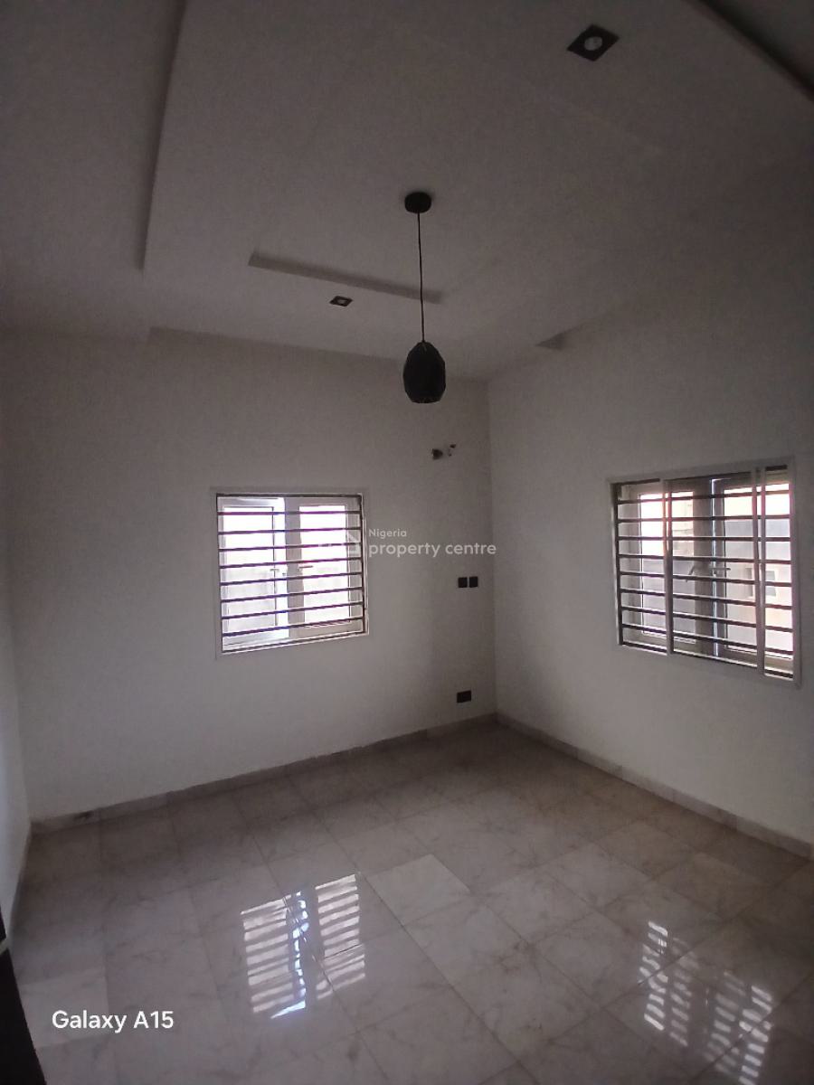 Spacious  Three(3) Bedroom Flat with Bq on The Ground Floor., Wuye, Abuja, Flat / Apartment for Rent