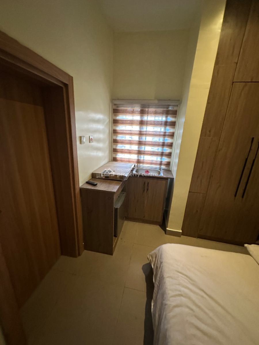 a Well Furnished Studio Apartment in a Decent Neighborhood, First Avenue, Gwarinpa, Abuja, Self Contain (single Rooms) Short Let