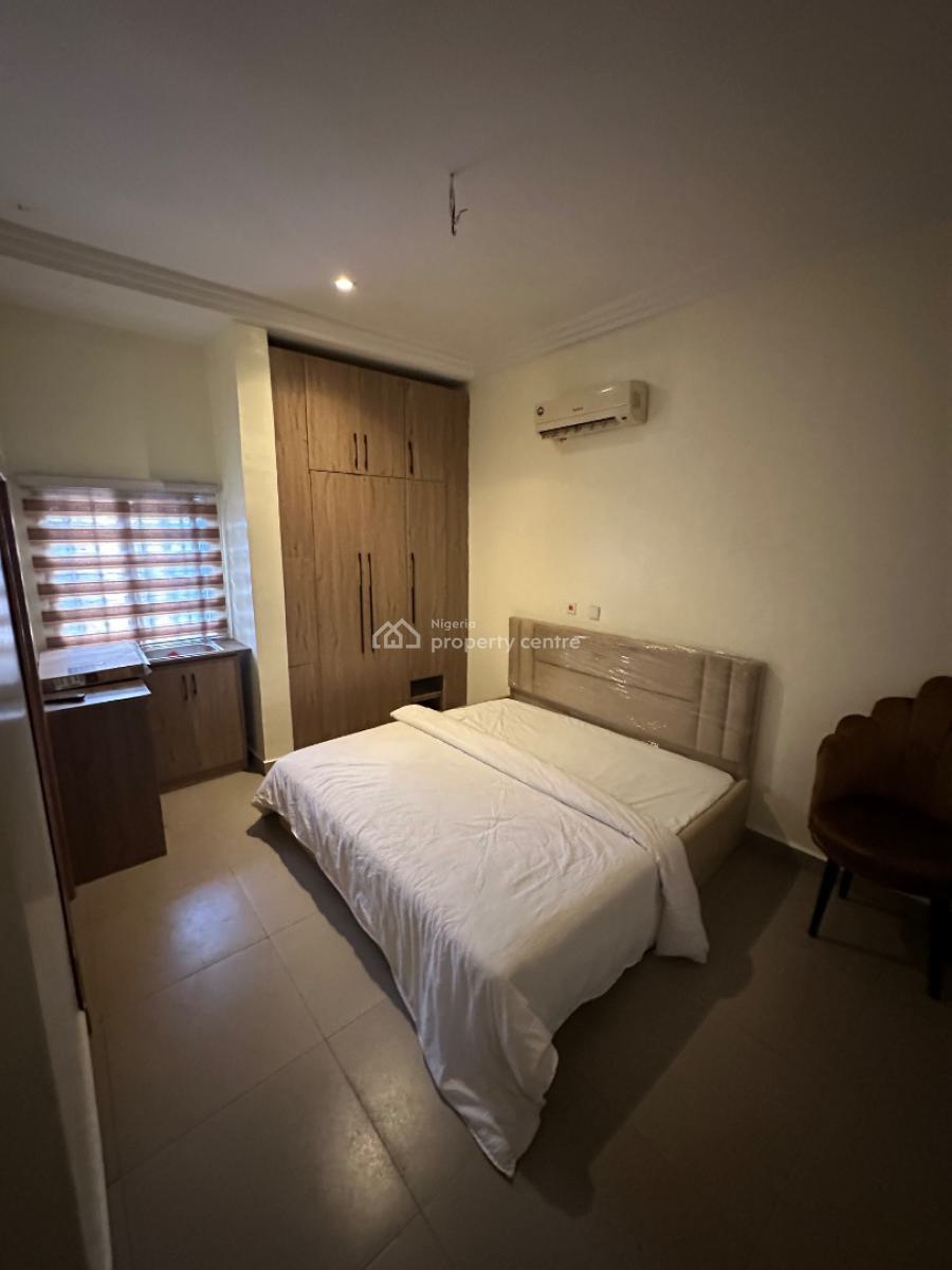 a Well Furnished Studio Apartment in a Decent Neighborhood, First Avenue, Gwarinpa, Abuja, Self Contain (single Rooms) Short Let