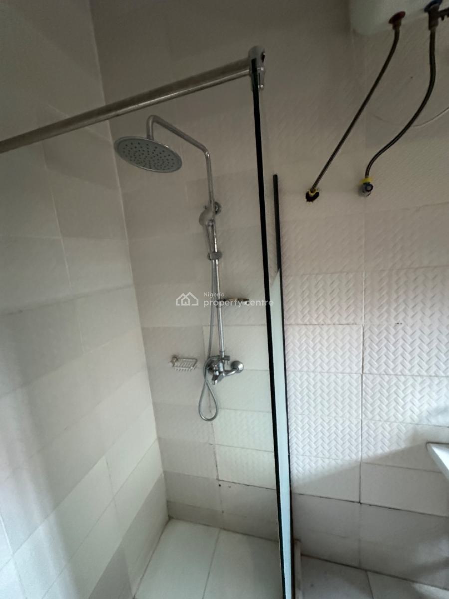 a Well Furnished Studio Apartment in a Decent Neighborhood, First Avenue, Gwarinpa, Abuja, Self Contain (single Rooms) Short Let