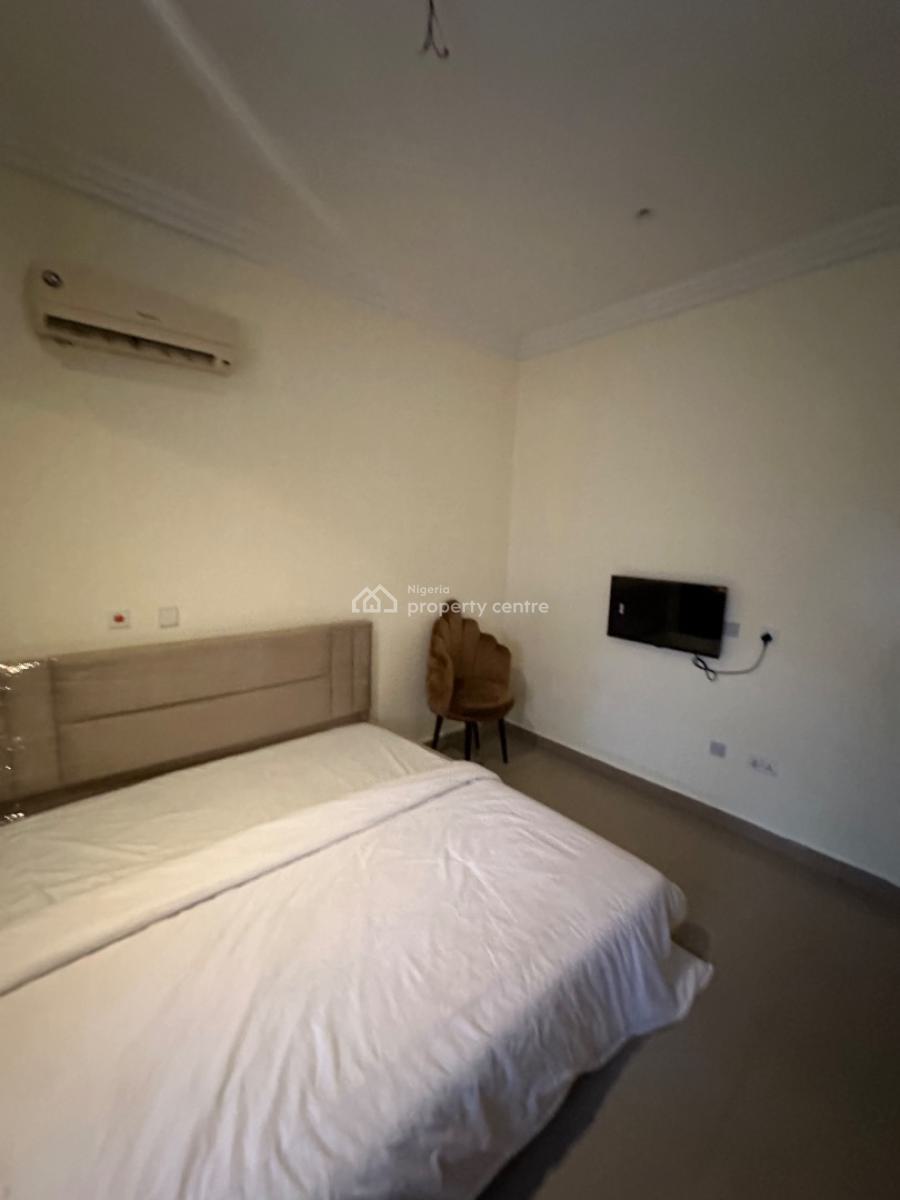 a Well Furnished Studio Apartment in a Decent Neighborhood, First Avenue, Gwarinpa, Abuja, Self Contain (single Rooms) Short Let