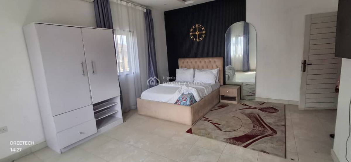 Four Bedroom Semi Detached with Bq, Lekki Phase 1, Lekki, Lagos, Semi-detached Duplex for Rent