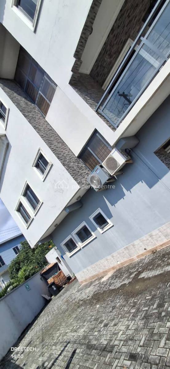 Four Bedroom Semi Detached with Bq, Lekki Phase 1, Lekki, Lagos, Semi-detached Duplex for Rent