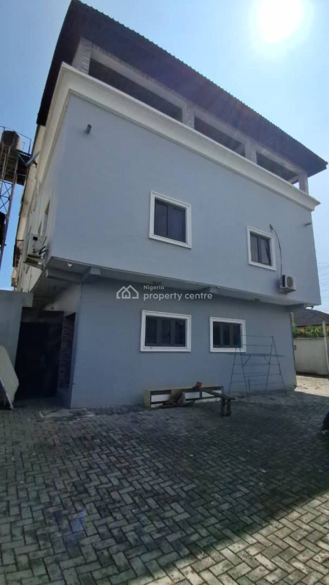 Four Bedroom Semi Detached with Bq, Lekki Phase 1, Lekki, Lagos, Semi-detached Duplex for Rent