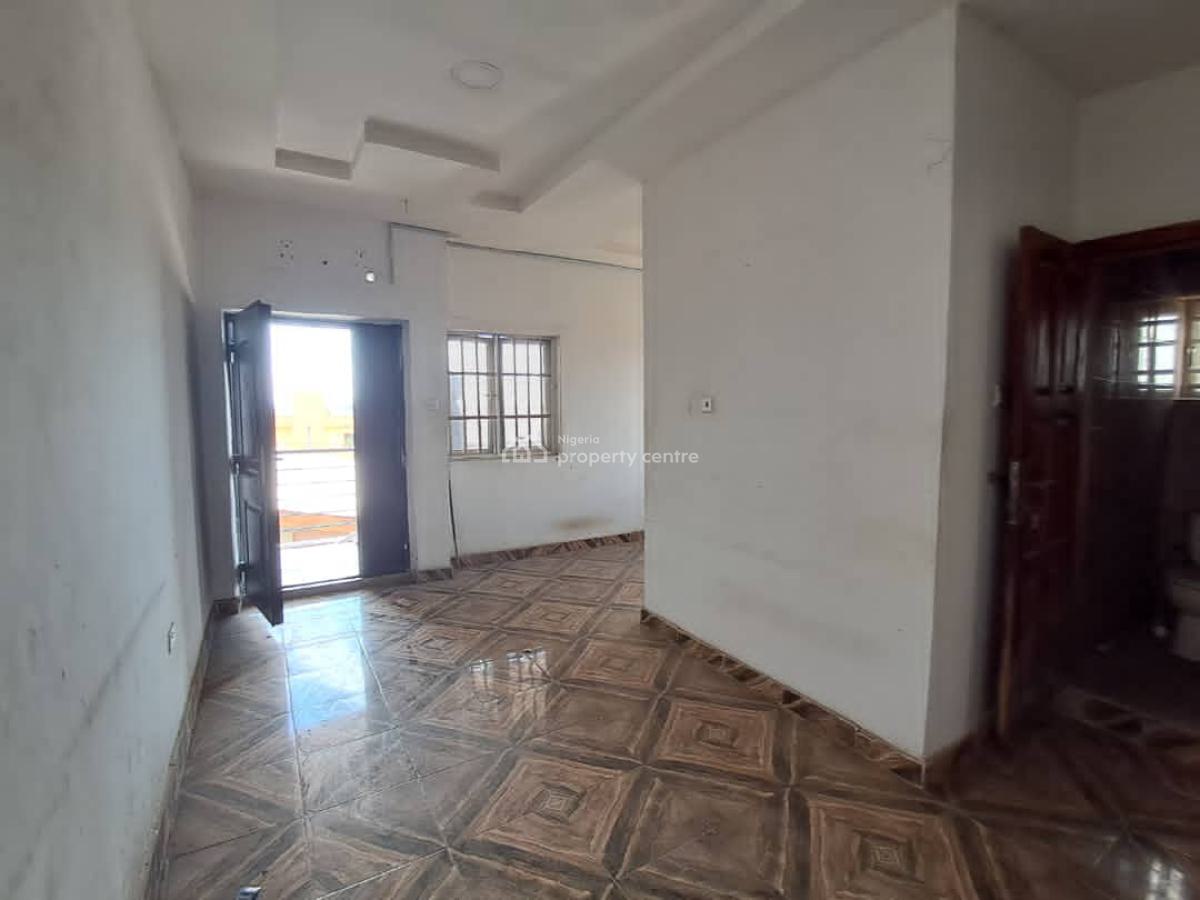 Standard and Spacious 2 Bedroom Flat, Akoka, Akoka, Yaba, Lagos, Flat / Apartment for Rent