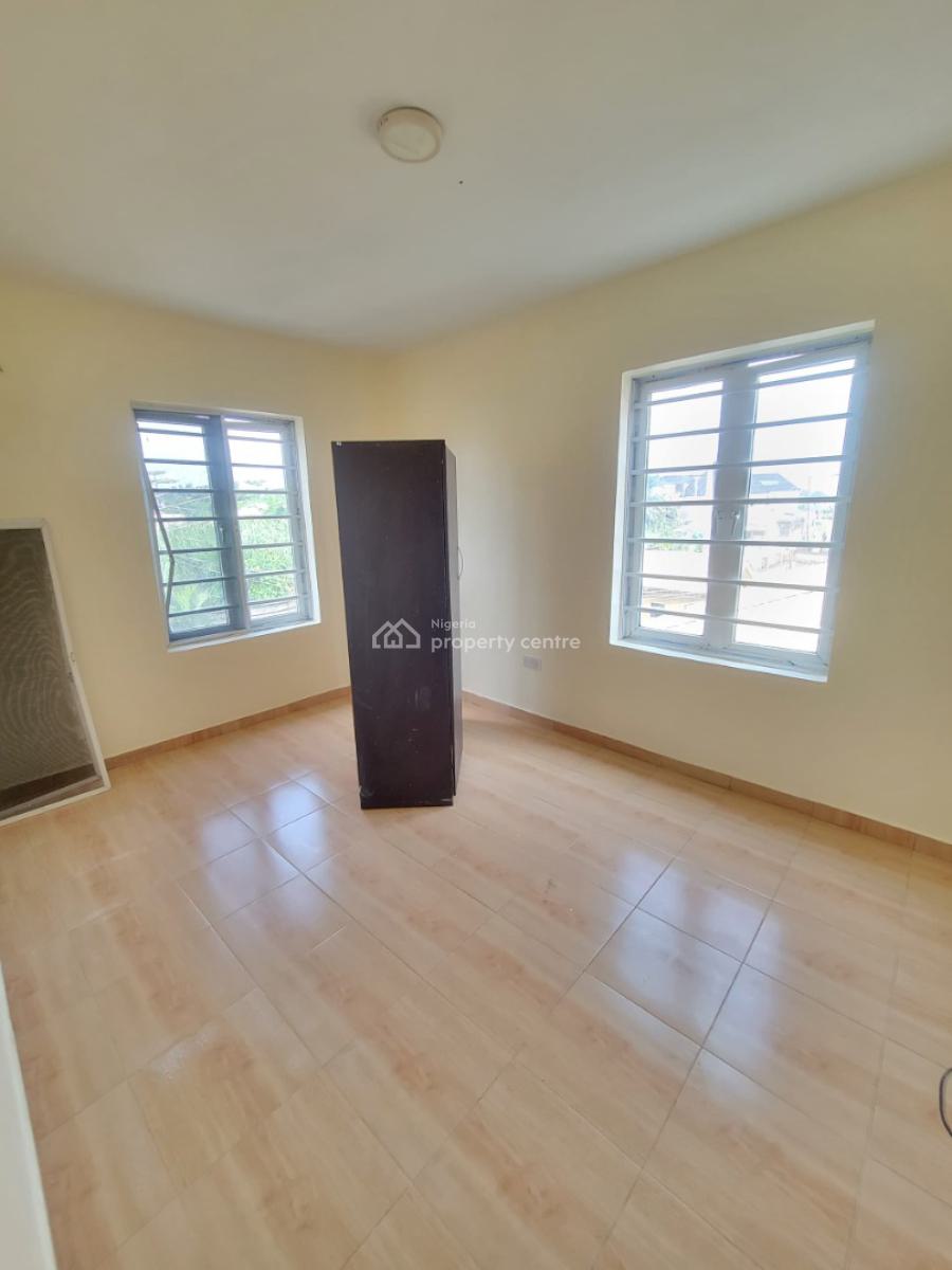 Spacious and Clean 3 Bedroom Apartment, Glorious Estate, Ajah, Lagos, Flat / Apartment for Sale