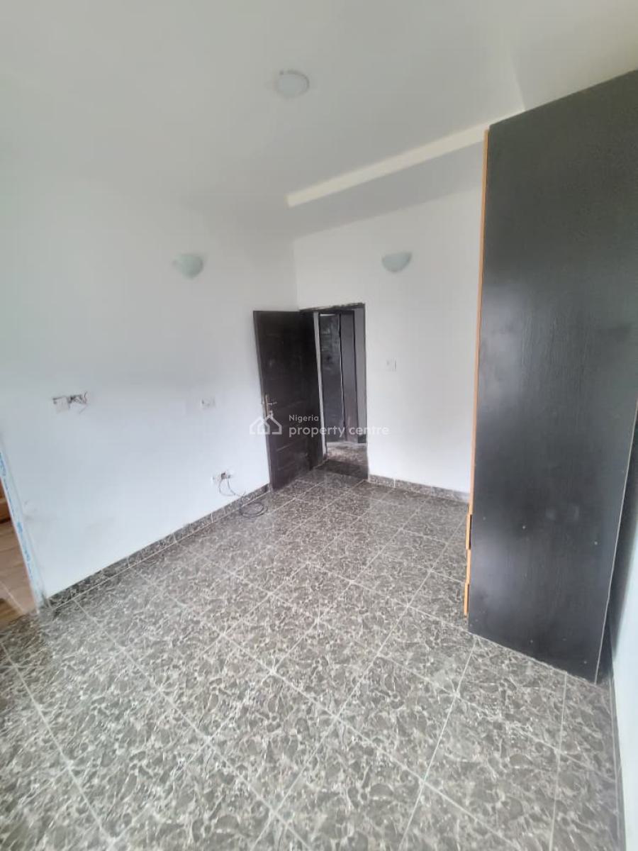 Spacious and Standard 3bedroom Apartment, Royal Palmwill Estate, Ajah, Lagos, Flat / Apartment for Rent