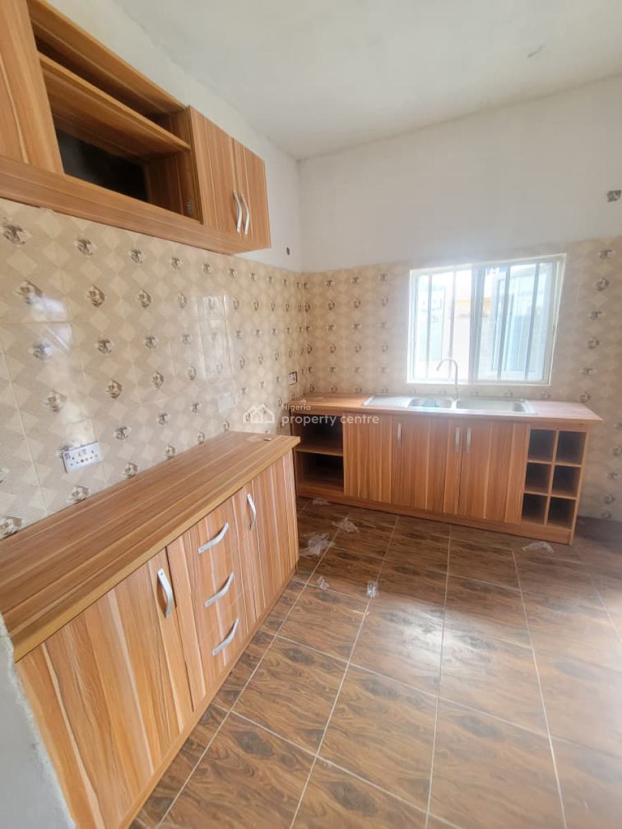 Spacious and Standard 3bedroom Apartment, Royal Palmwill Estate, Ajah, Lagos, Flat / Apartment for Rent