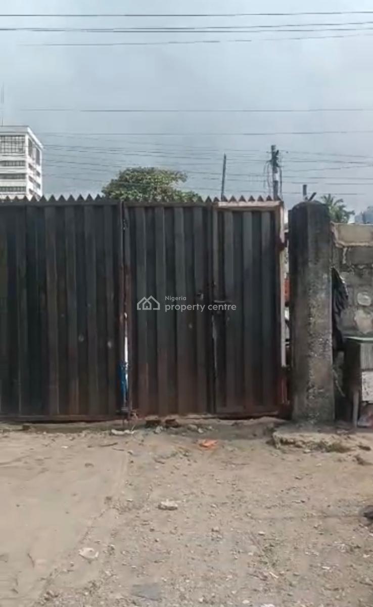 Fenced and Gated Prime Land, Victoria Island (vi), Lagos, Mixed-use Land for Sale