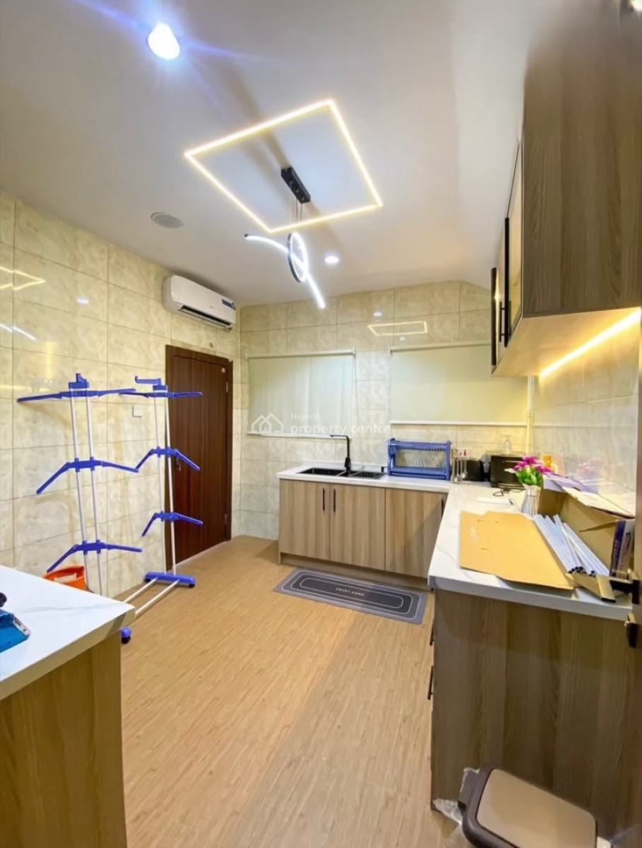 Luxurious and Furnished Studio Apartment with Solar Inverer, Lekki Phase 1, Lekki, Lagos, Flat / Apartment for Rent