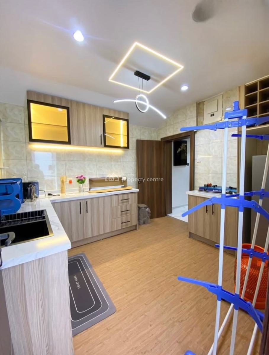 Luxurious and Furnished Studio Apartment with Solar Inverer, Lekki Phase 1, Lekki, Lagos, Flat / Apartment for Rent