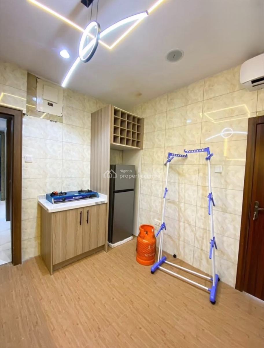 Luxurious and Furnished Studio Apartment with Solar Inverer, Lekki Phase 1, Lekki, Lagos, Flat / Apartment for Rent