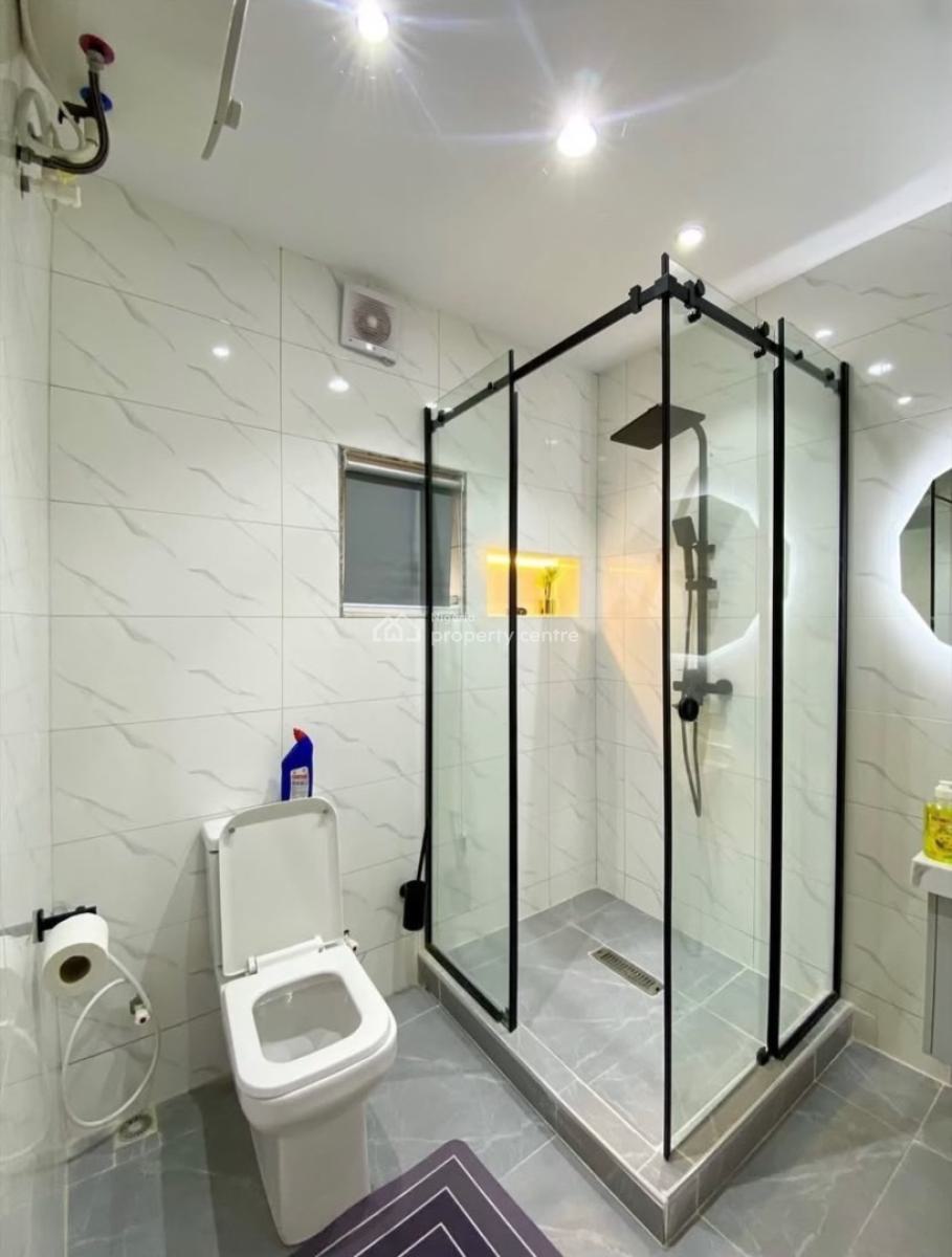 Luxurious and Furnished Studio Apartment with Solar Inverer, Lekki Phase 1, Lekki, Lagos, Flat / Apartment for Rent