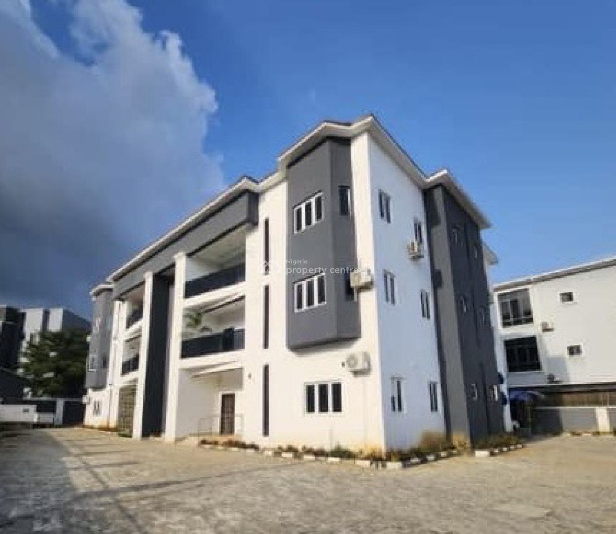 Spacious 2 Bedroom Block of Flat, First Floor, Jahi, Abuja, Flat / Apartment for Rent